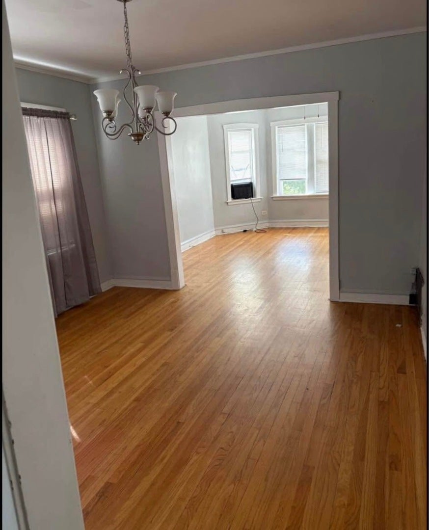 1316 W 77th Street