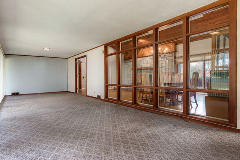 Tiny photo for 1825 Edgebrook Drive, Rockford, IL 61107 (MLS # 12490487)