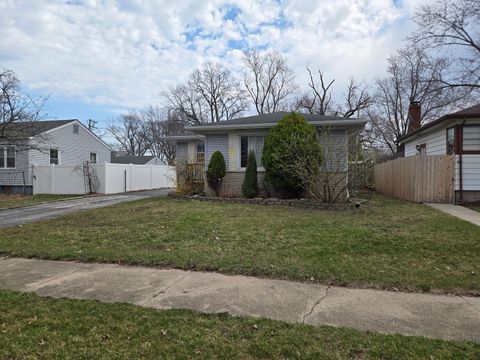 Tiny photo for 17909 Glen Oak Avenue, Lansing, IL 60438 (MLS # 12603569)