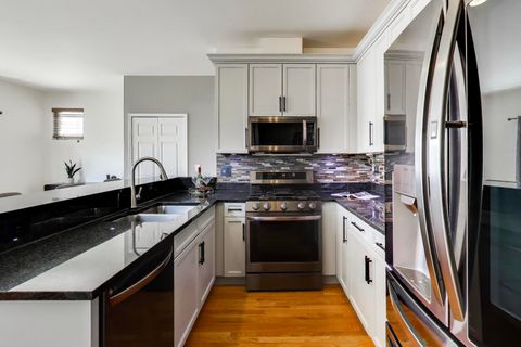 Tiny photo for 3942 N KOLMAR Avenue, Chicago, IL 60641 (MLS # 12575801)