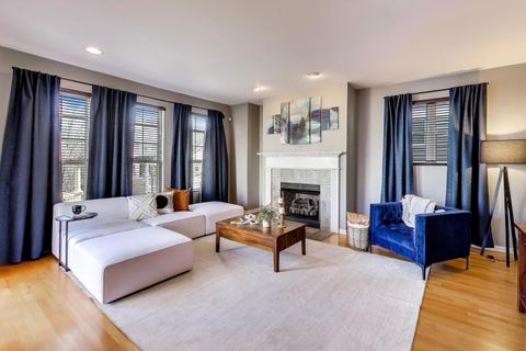 Tiny photo for 3942 N KOLMAR Avenue, Chicago, IL 60641 (MLS # 12575801)