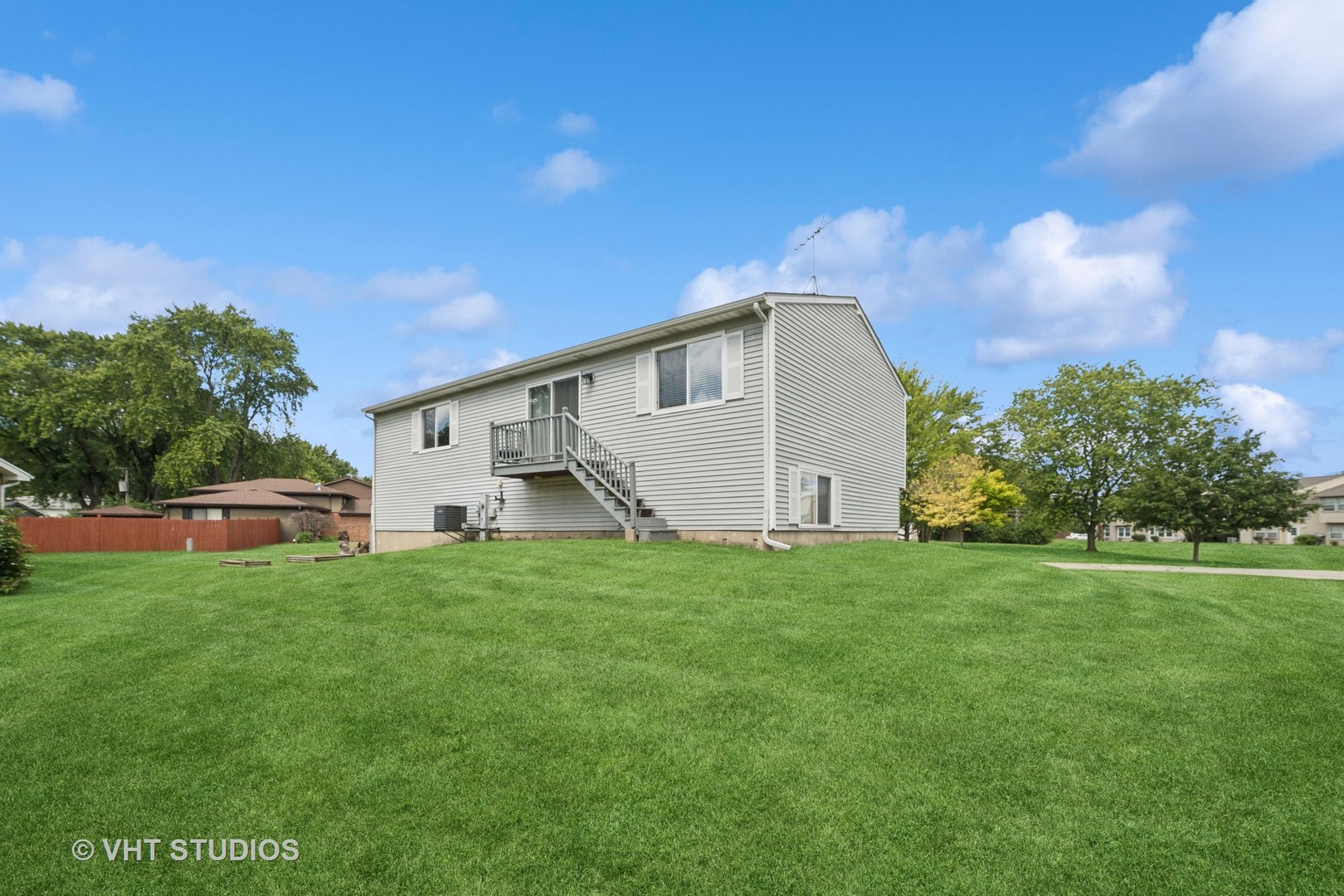 30W145 Country Lakes Drive
