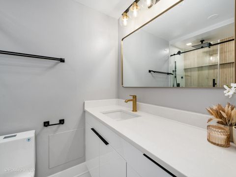 Tiny photo for 1560 N Sandburg Terrace #1710J, Chicago, IL 60610 (MLS # 12492652)