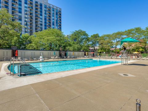 Tiny photo for 1560 N Sandburg Terrace #1710J, Chicago, IL 60610 (MLS # 12492652)