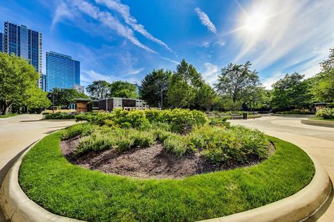 Tiny photo for 1560 N Sandburg Terrace #1710J, Chicago, IL 60610 (MLS # 12492652)