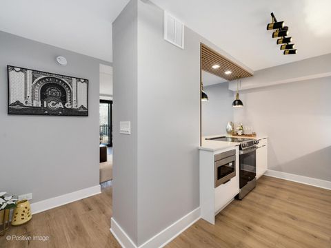 Tiny photo for 1560 N Sandburg Terrace #1710J, Chicago, IL 60610 (MLS # 12492652)
