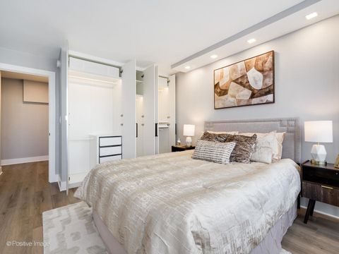 Tiny photo for 1560 N Sandburg Terrace #1710J, Chicago, IL 60610 (MLS # 12492652)