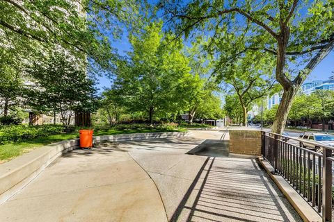 Tiny photo for 1560 N Sandburg Terrace #1710J, Chicago, IL 60610 (MLS # 12492652)