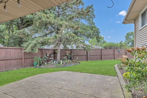 Tiny photo for 800 Cedar Lane, Bartlett, IL 60103 (MLS # 12442368)