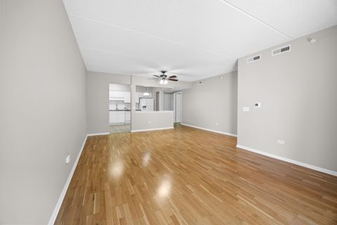 Tiny photo for 20 S MAIN Street #301, Mount Prospect, IL 60056 (MLS # 12498786)