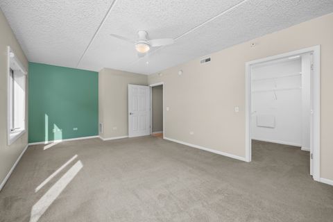 Tiny photo for 20 S MAIN Street #301, Mount Prospect, IL 60056 (MLS # 12498786)