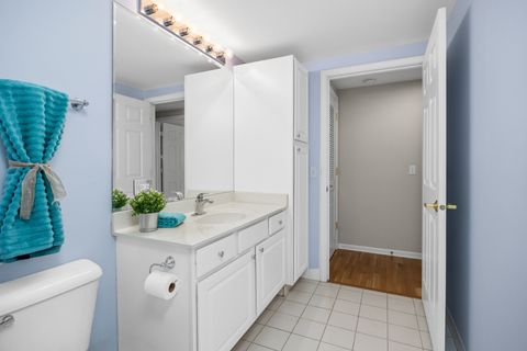 Tiny photo for 20 S MAIN Street #301, Mount Prospect, IL 60056 (MLS # 12498786)