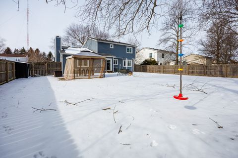 Tiny photo for 312 Clover Court, Bloomington, IL 61701 (MLS # 12554266)