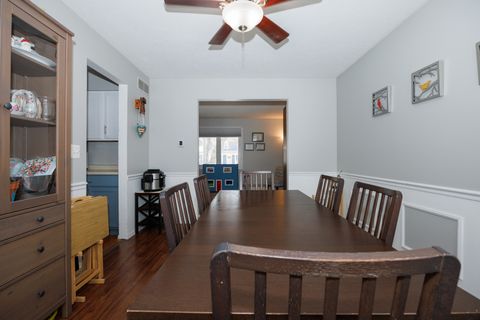 Tiny photo for 312 Clover Court, Bloomington, IL 61701 (MLS # 12554266)