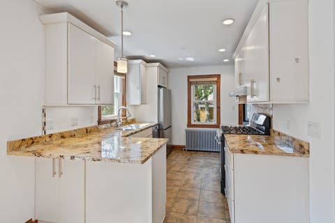 Tiny photo for 2850 W Chase Avenue, Chicago, IL 60645 (MLS # 12725569)