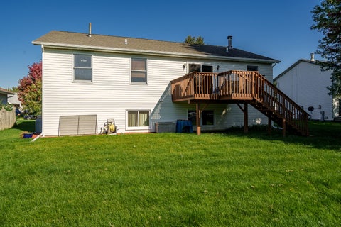 Tiny photo for 545 Rivercove Court, Machesney Park, IL 61115 (MLS # 12792283)