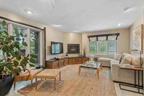 Tiny photo for 500 Parkview Place, Burr Ridge, IL 60527 (MLS # 12760703)