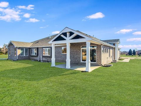 Photo of 11668 Misty Creek Lane, Frankfort, IL 60423 (MLS # 12305967) Photo of 11668 Misty Creek Lane, Frankfort, IL 60423 (MLS # 12305967)