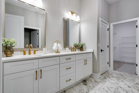 Tiny photo for 11668 Misty Creek Lane, Frankfort, IL 60423 (MLS # 12305967)