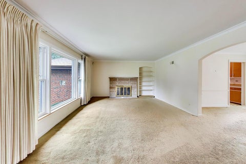 Tiny photo for 6247 N Leona Avenue, Chicago, IL 60646 (MLS # 12747647)