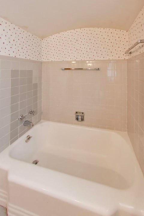 Tiny photo for 6247 N Leona Avenue, Chicago, IL 60646 (MLS # 12747647)