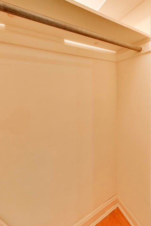 Tiny photo for 6247 N Leona Avenue, Chicago, IL 60646 (MLS # 12747647)