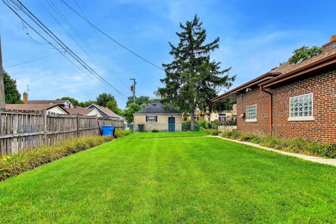 Tiny photo for 6247 N Leona Avenue, Chicago, IL 60646 (MLS # 12747647)