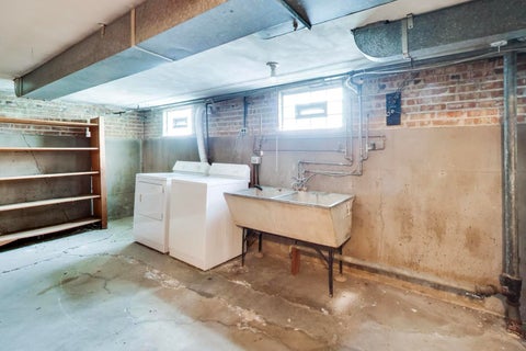 Tiny photo for 6247 N Leona Avenue, Chicago, IL 60646 (MLS # 12747647)