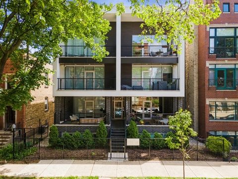 2237 N Hoyne Avenue 3S Chicago IL 60647