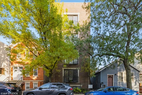 Photo of 839 S MILLER Street #3, Chicago, IL 60607 (MLS # 12668415)