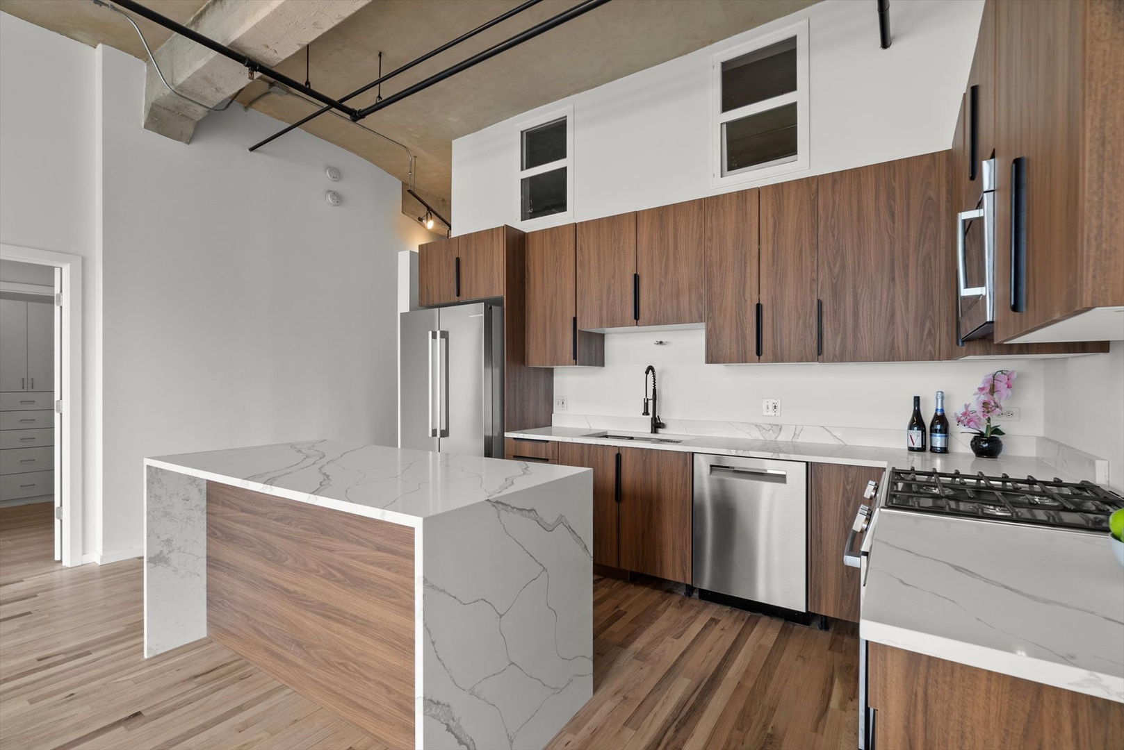 817 W Washington Boulevard 503