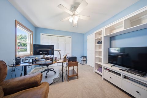 Tiny photo for 101 Clearmont Drive, Elk Grove Village, IL 60007 (MLS # 12505960)