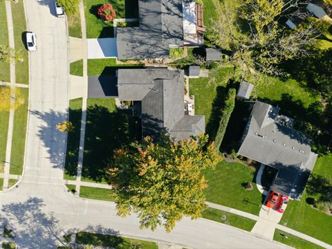 Tiny photo for 101 Clearmont Drive, Elk Grove Village, IL 60007 (MLS # 12505960)