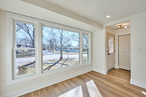 Tiny photo for 4232 W 109th Street, Oak Lawn, IL 60453 (MLS # 12585126)