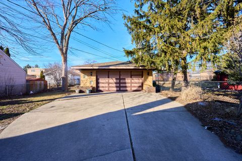 Tiny photo for 4232 W 109th Street, Oak Lawn, IL 60453 (MLS # 12585126)