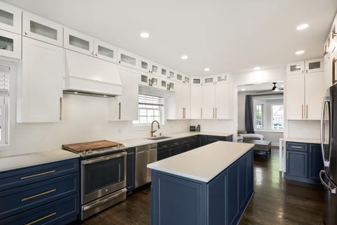 Tiny photo for 3309 W 107th Street, Chicago, IL 60655 (MLS # 12741942)