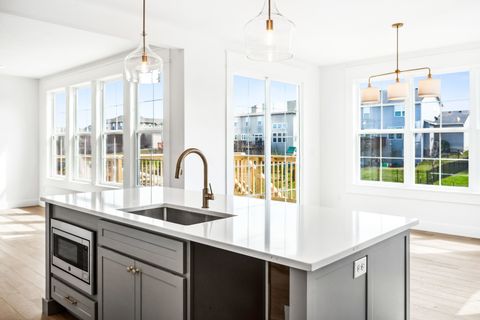 Tiny photo for 5017 Finlen Lane, Bloomington, IL 61705 (MLS # 12333721)