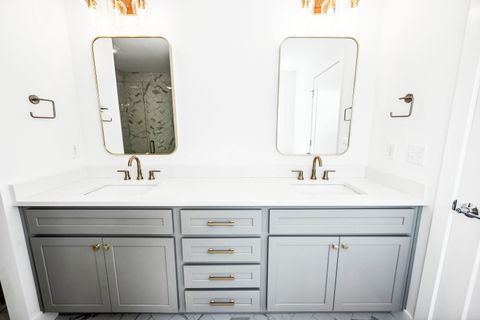 Tiny photo for 5017 Finlen Lane, Bloomington, IL 61705 (MLS # 12333721)