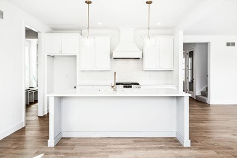 Tiny photo for 5017 Finlen Lane, Bloomington, IL 61705 (MLS # 12333721)