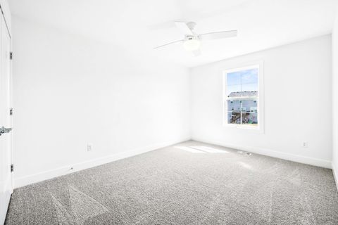 Tiny photo for 5017 Finlen Lane, Bloomington, IL 61705 (MLS # 12333721)