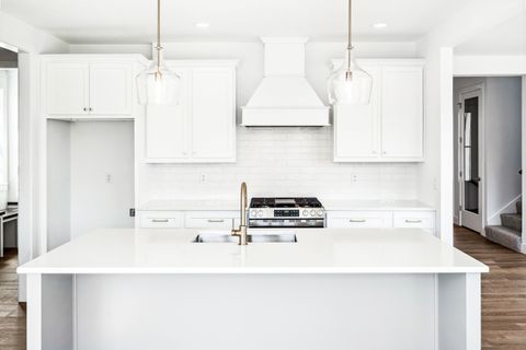 Tiny photo for 5017 Finlen Lane, Bloomington, IL 61705 (MLS # 12333721)