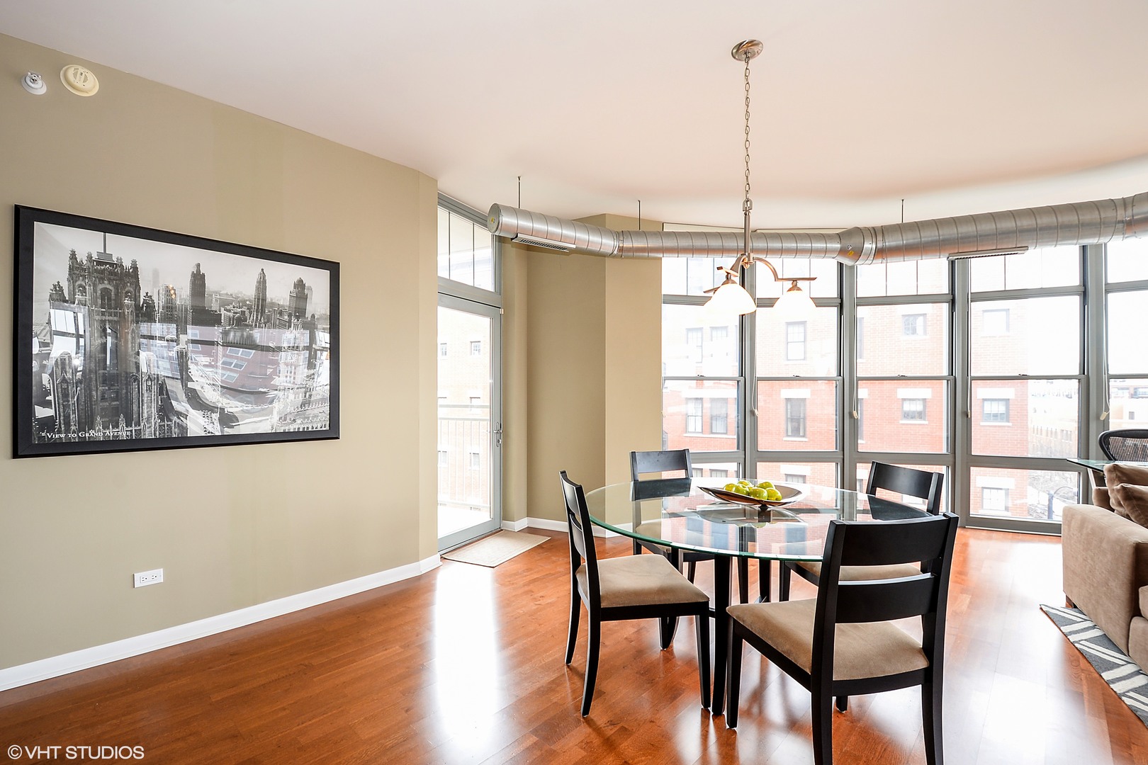 1200 W Monroe Street 508