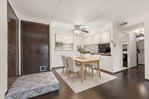 Tiny photo for 13911 James Drive #1005, Crestwood, IL 60418 (MLS # 12603221)