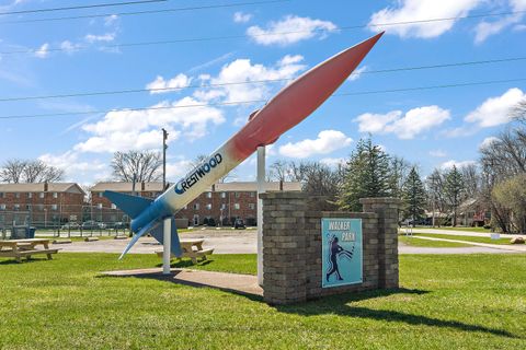 Tiny photo for 13911 James Drive #1005, Crestwood, IL 60418 (MLS # 12603221)