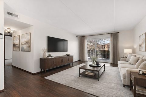 Tiny photo for 13911 James Drive #1005, Crestwood, IL 60418 (MLS # 12603221)