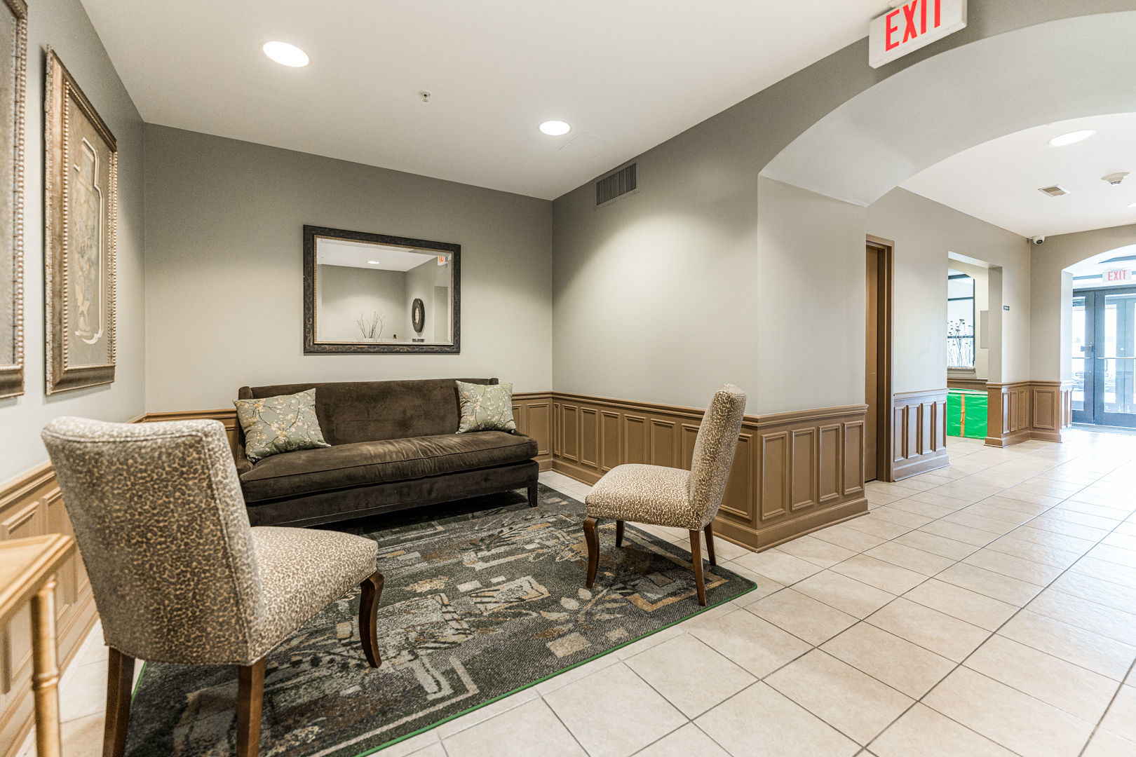 1650 Riverwoods Drive 206