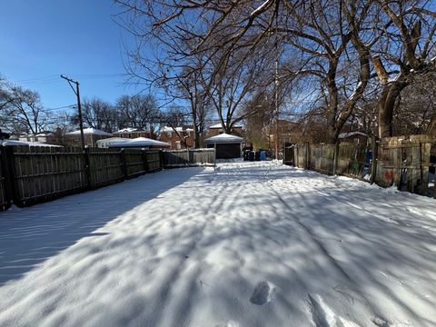 Tiny photo for 9926 S Luella Avenue, Chicago, IL 60617 (MLS # 12528412)
