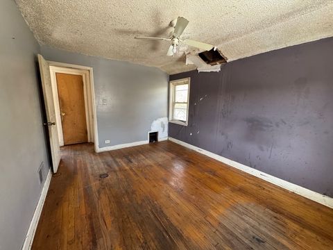 Tiny photo for 9926 S Luella Avenue, Chicago, IL 60617 (MLS # 12528412)