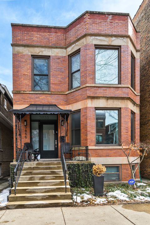 3855 N Janssen Avenue Chicago IL 60613