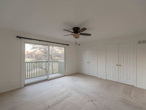 Tiny photo for 245 Timber Ridge Lane #245, Lake Barrington, IL 60010 (MLS # 12516266)